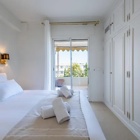 3-br With Sea View & Terrace La Croisette Apartamento *