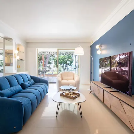 3-br With Sea View & Terrace La Croisette Apartamento Cannes